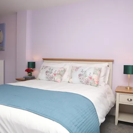3 Bed House Holiday home Killala