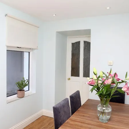 3 Bed House