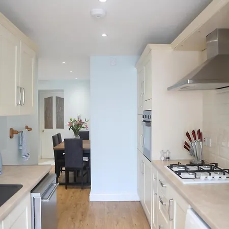 3 Bed House