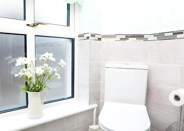 Дом отдыха 3 Bed House