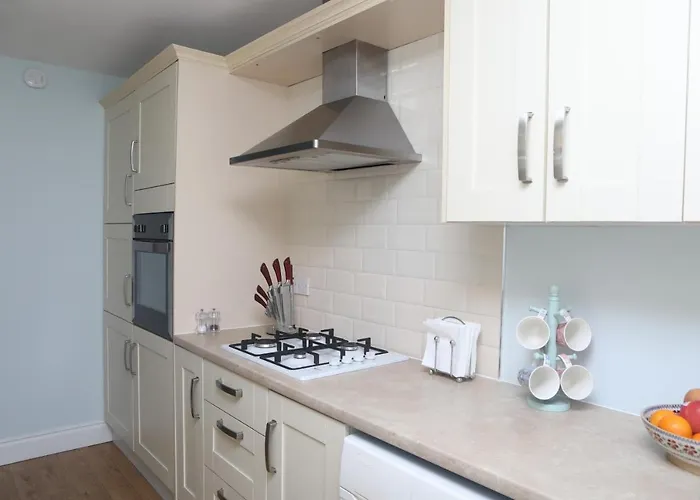 Дом отдыха 3 Bed House *