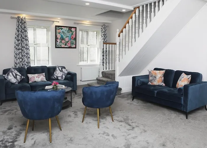 Дом отдыха 3 Bed House *