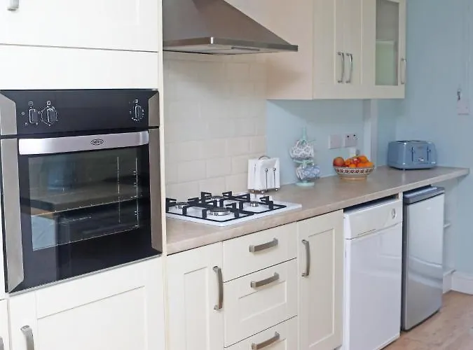 Дом отдыха 3 Bed House *