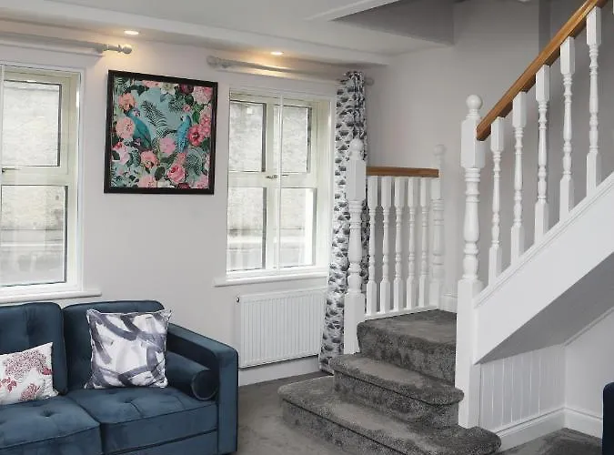 Дом отдыха 3 Bed House *