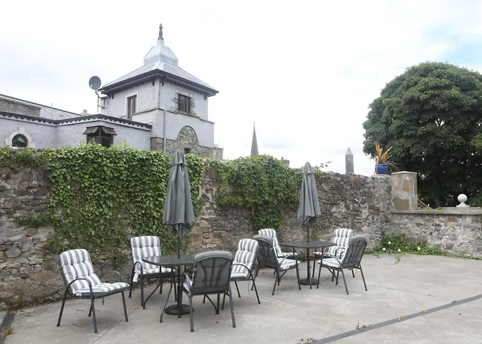 Дом отдыха 3 Bed House